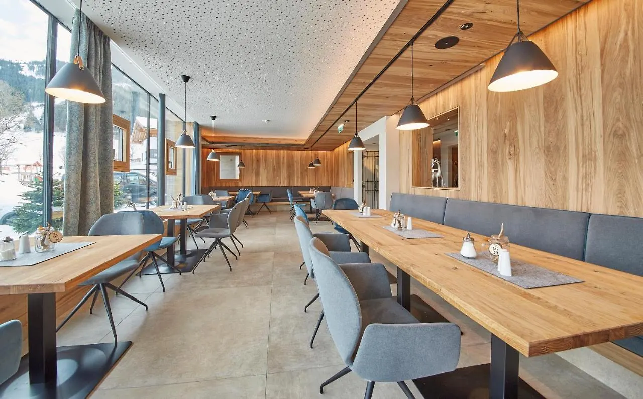 Hotel Gungau Saalbach-Hinterglemm 3*,  Austria